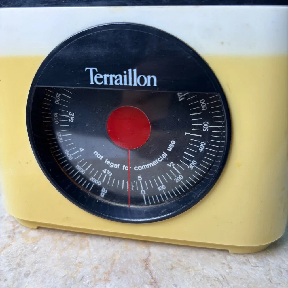 Terraillon Kitchen Scale Yellow Vintage French MCM Analog 2000g 4.5lb Plastic